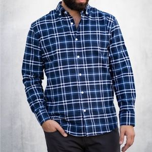 Under 5’10 Brand men’s flannel button down